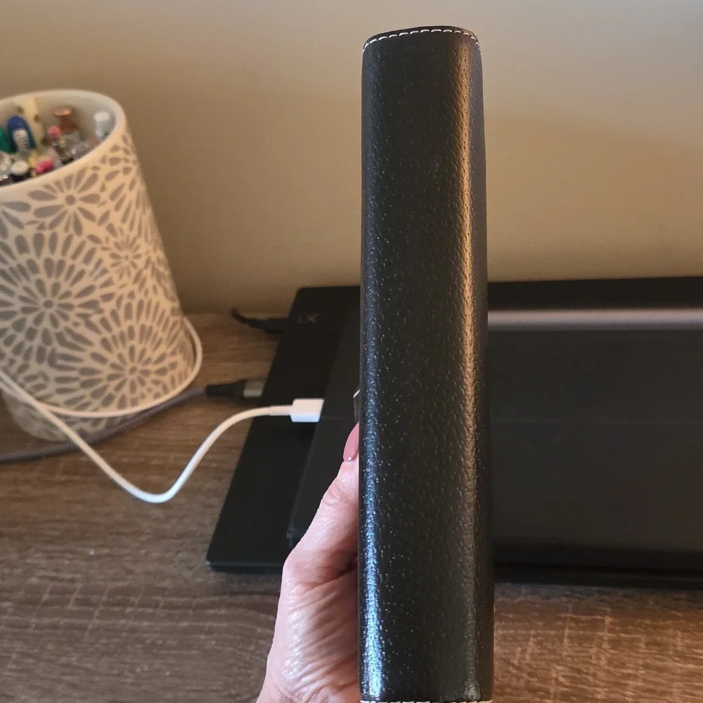 Kate Spade Black Leather Planner Agenda - Picture 5 of 10